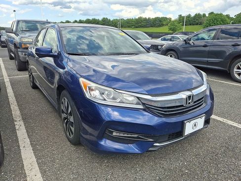 Used 2017 Honda Accord EX-L image 3