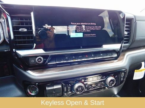 Used 2025 Chevrolet Silverado 1500 LT w/ Convenience Package II image 28