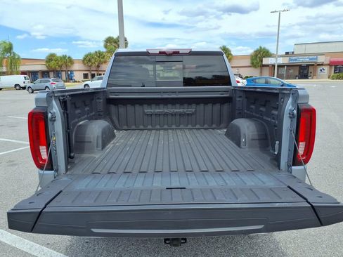 Used 2024 GMC Sierra 1500 Denali w/ Technology Package AWD/4WD image 21