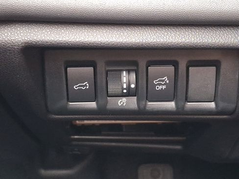 Used 2022 Subaru Outback Touring AWD/4WD image 28