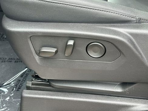 Used 2024 Chevrolet Silverado 1500 LT Trail Boss w/ LT Trail Boss Premium Package image 33