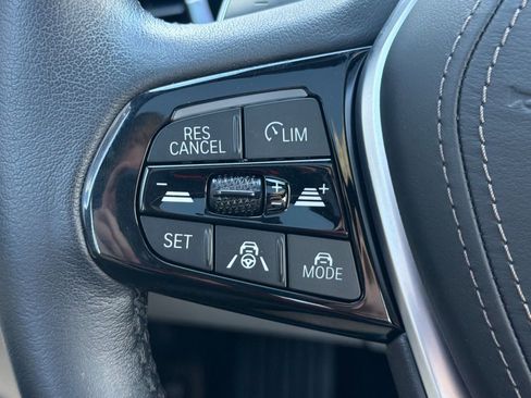 Used 2023 BMW 530i w/ Premium Package image 31