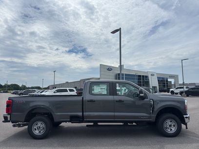 New 2026 Ford F250 XL w/ 360-Degree Camera Package