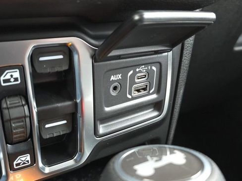 New 2025 Jeep Wrangler Unlimited Sport AWD/4WD image 40