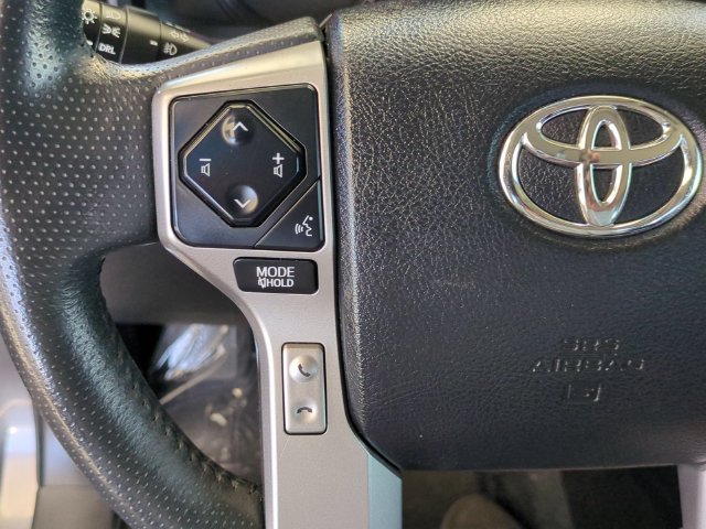 Used 2020 Toyota 4Runner SR5 Premium AWD/4WD image 12