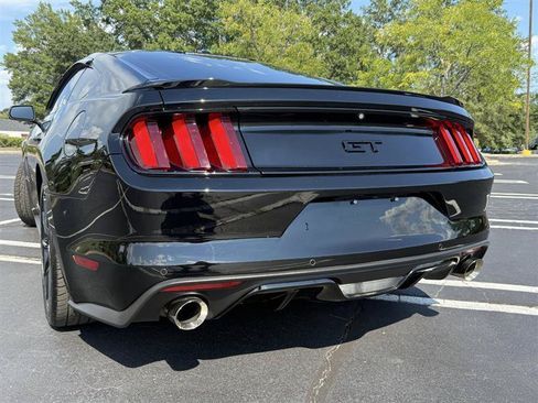 Used 2016 Ford Mustang GT Premium w/ Equipment Group 401A RWD image 4