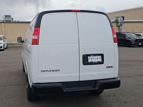 New 2026 GMC Savana 3500 Extended w/ Driver Convenience Package RWD image 7
