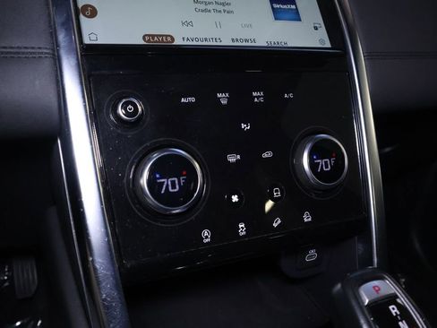 Used 2021 Land Rover Discovery Sport S image 27