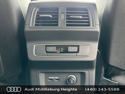 Certified 2023 Audi Q5 2.0T Premium w/ Convenience Package AWD/4WD image 39