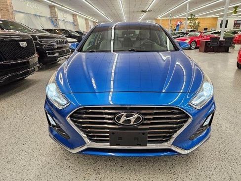 Used 2019 Hyundai Sonata SE image 2