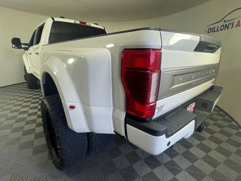 Used 2021 Ford F450 Platinum w/ FX4 Off-Road Package image 4