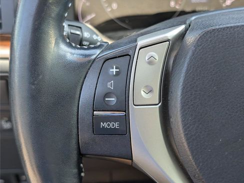 Used 2014 Lexus ES 350 w/ Luxury Package FWD image 21