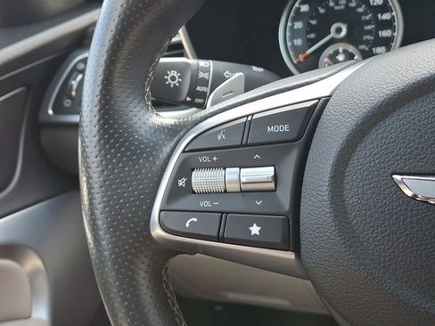 Used 2023 Genesis G70 2.0T image 22
