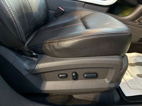 Used 2013 Ford Edge Limited image 13