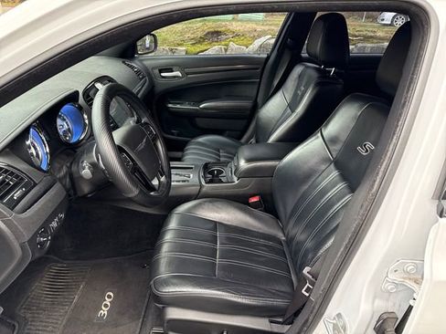 Used 2014 Chrysler 300 S image 14