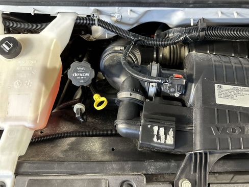 Used 2019 Chevrolet Express 3500 LT w/ LT Preferred Equipment Group RWD image 27