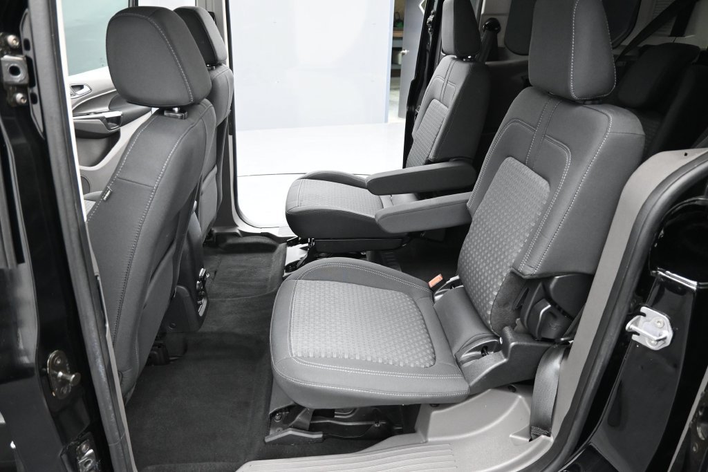 Used 2019 Ford Transit Connect XLT w/ Trailer Tow Package FWD image 27