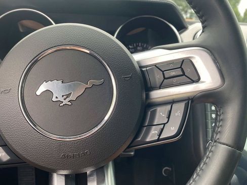Used 2018 Ford Mustang GT RWD image 28