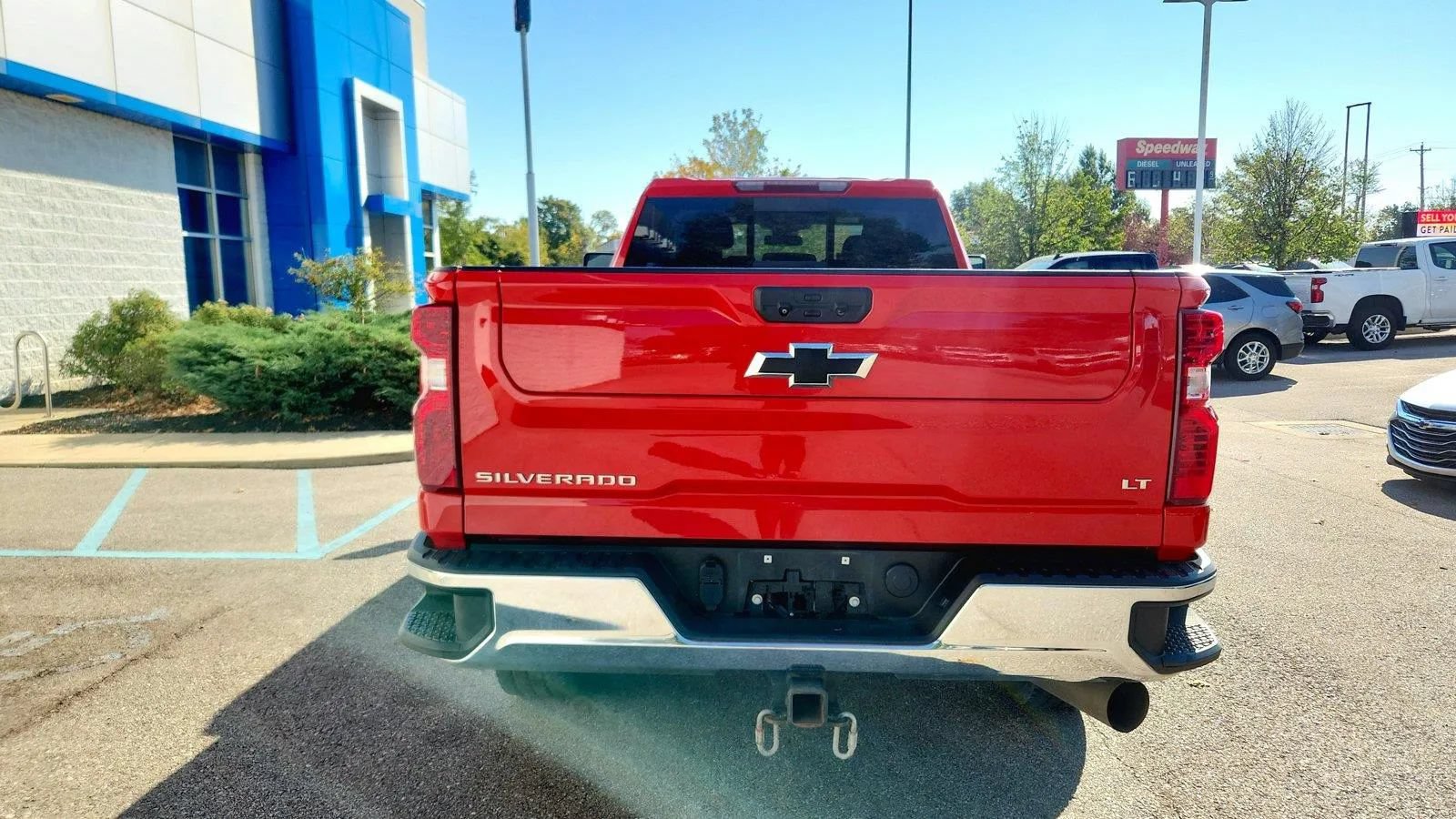 Used 2024 Chevrolet Silverado 2500 LT w/ Convenience Package AWD/4WD image 7