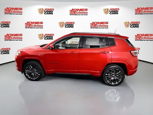 Used 2022 Jeep Compass Limited AWD/4WD image 13