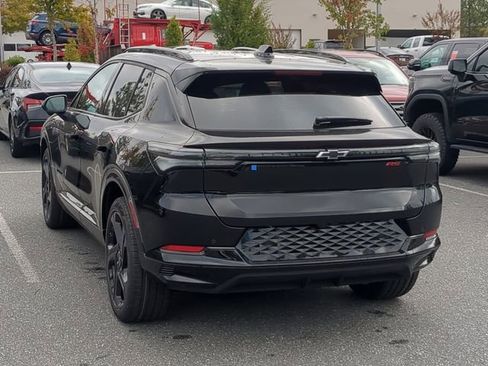 New 2026 Chevrolet Equinox EV RS image 8