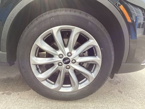 Used 2022 Lincoln Corsair AWD w/ Premium Package image 9