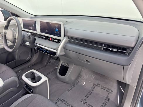 Used 2024 Hyundai Ioniq 5 SEL image 13