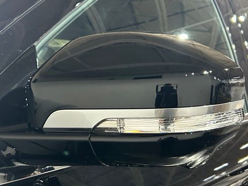 New 2026 Lincoln Navigator Black Label AWD/4WD image 16