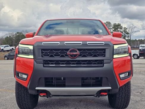 Used 2025 Nissan Frontier PRO-4X w/ Pro Premium Package image 8