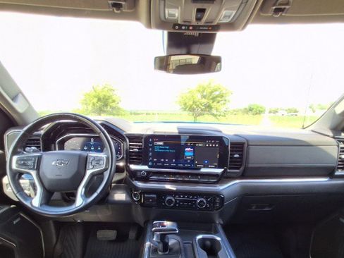 Used 2023 Chevrolet Silverado 1500 RST w/ Convenience Package II AWD/4WD image 17