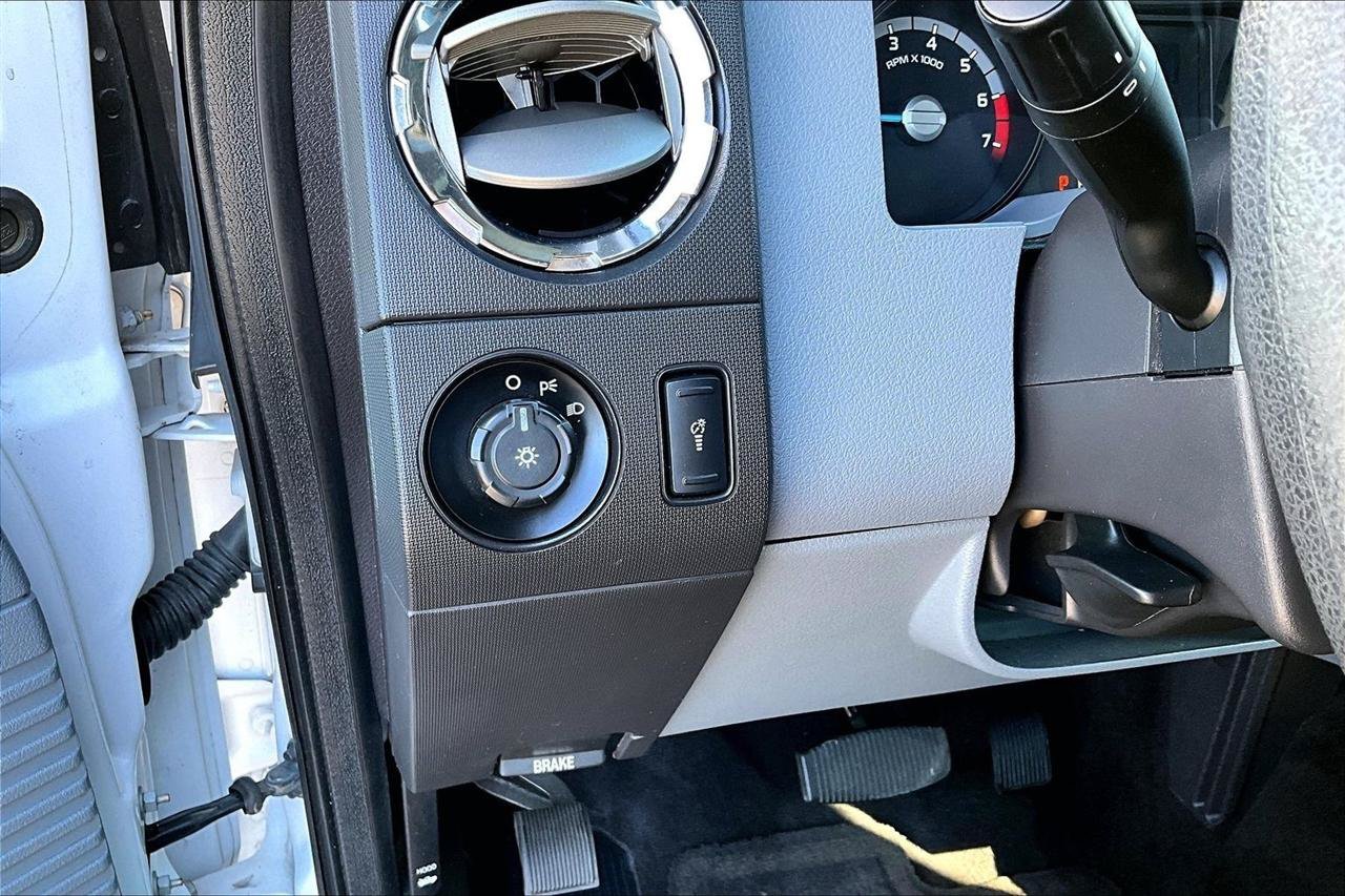 Used 2016 Ford F250 XLT RWD image 38