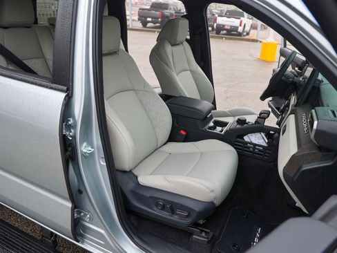Certified 2026 Toyota Tacoma Limited AWD/4WD image 50