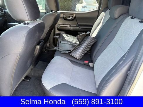 Used 2023 Toyota Tacoma TRD Sport AWD/4WD image 7