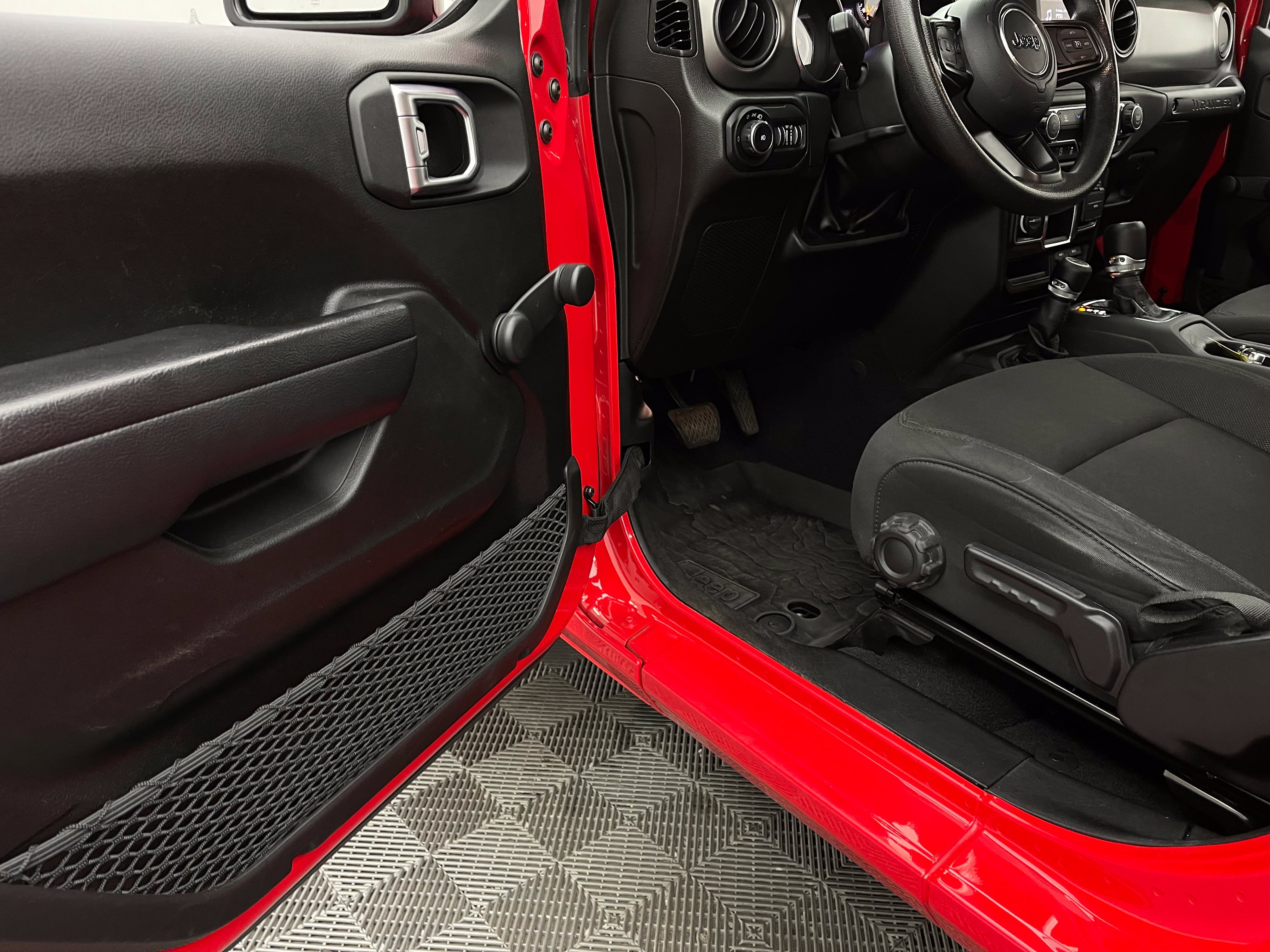 Used 2022 Jeep Wrangler Unlimited Sport AWD/4WD image 13