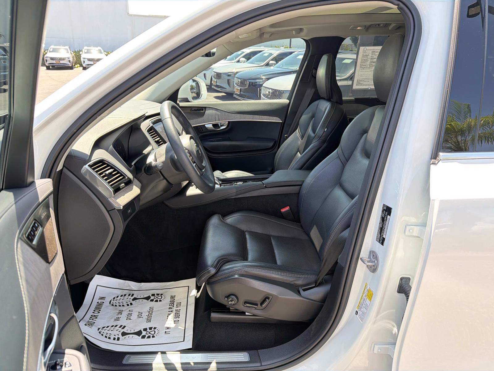 Certified 2024 Volvo XC90 B6 Ultimate AWD/4WD image 17
