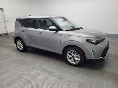 Used 2024 Kia Soul LX w/ Option Group 015 image 11
