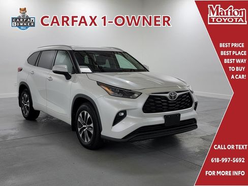 Used 2022 Toyota Highlander XLE AWD/4WD image 1