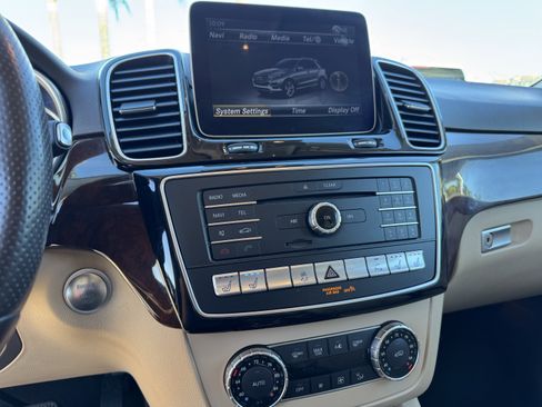 Used 2018 Mercedes-Benz GLE 350 image 23