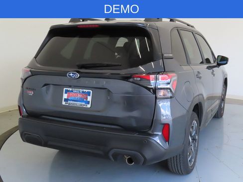 Used 2025 Subaru Forester Limited image 4