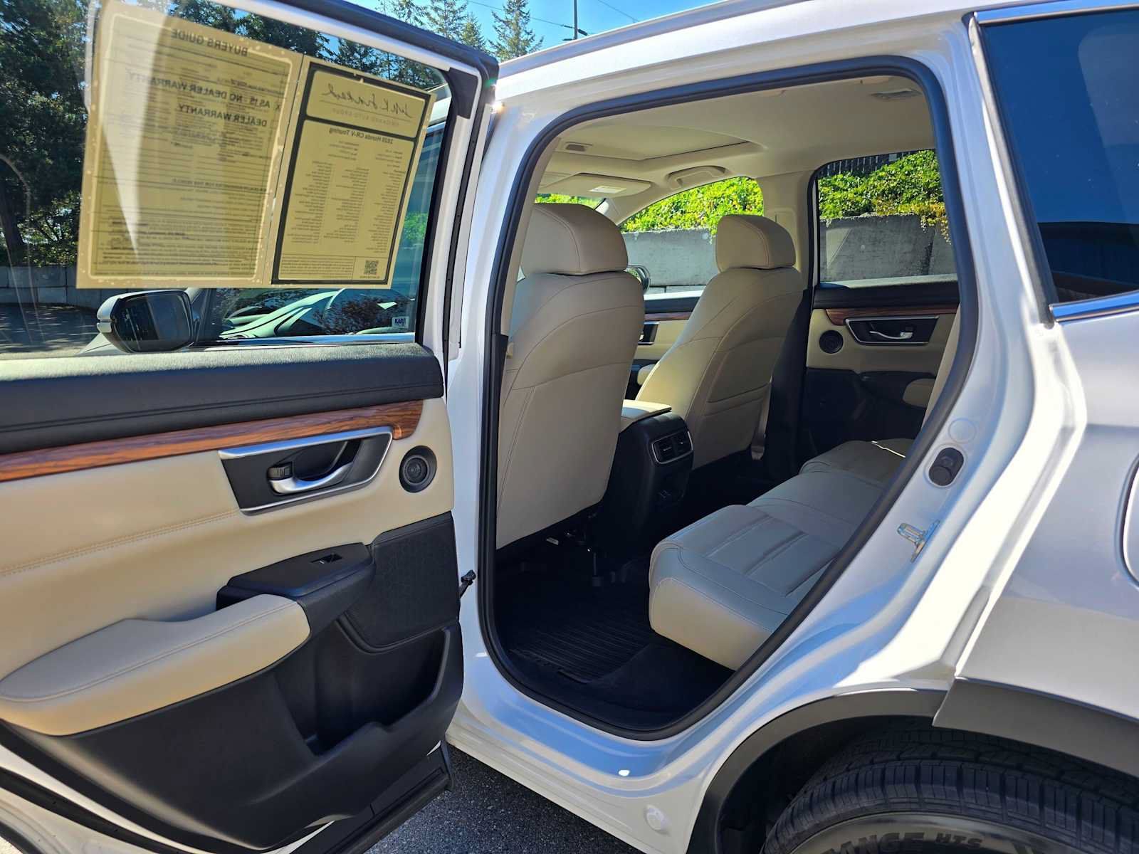 Used 2020 Honda CR-V Touring image 15