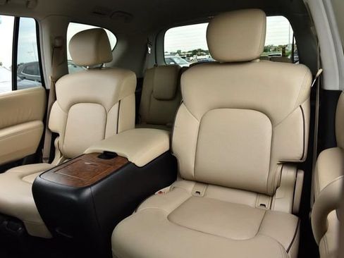 Used 2023 Nissan Armada SL w/ Captain's Chairs Package AWD/4WD image 27