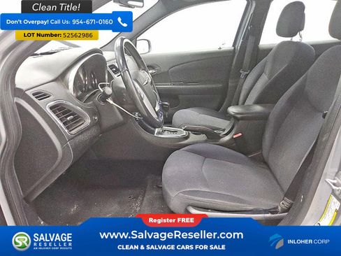 Used 2013 Chrysler 200 Touring w/ S Exterior Appearance Pkg FWD image 9