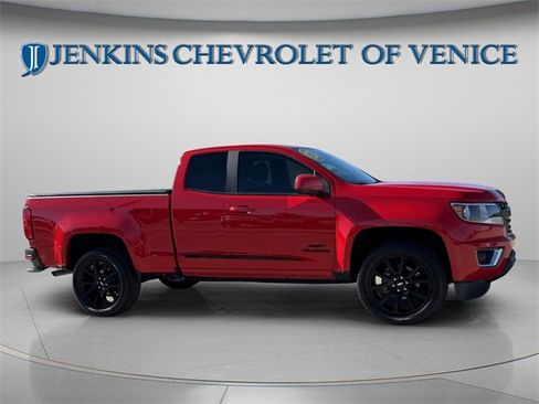 Used 2020 Chevrolet Colorado LT w/ Colorado RST Special Edition image 7