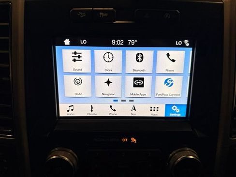Used 2019 Ford F150 Lariat w/ Equipment Group 502A Luxury AWD/4WD image 40