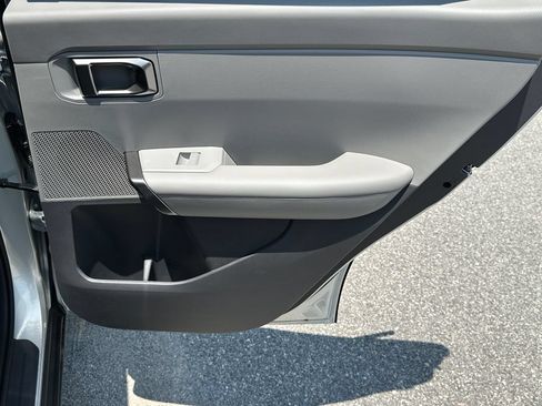 New 2027 Kia Seltos EX w/ EX Panoramic Sunroof Package FWD image 16
