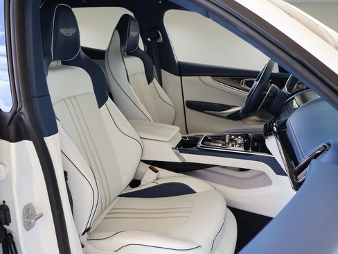 Used 2025 Aston Martin DBX 707 AWD/4WD image 20