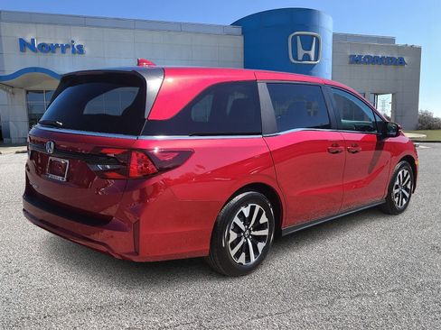 New 2026 Honda Odyssey EX-L image 4