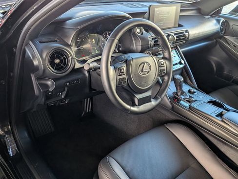 Used 2025 Lexus IS 300 F Sport RWD image 13