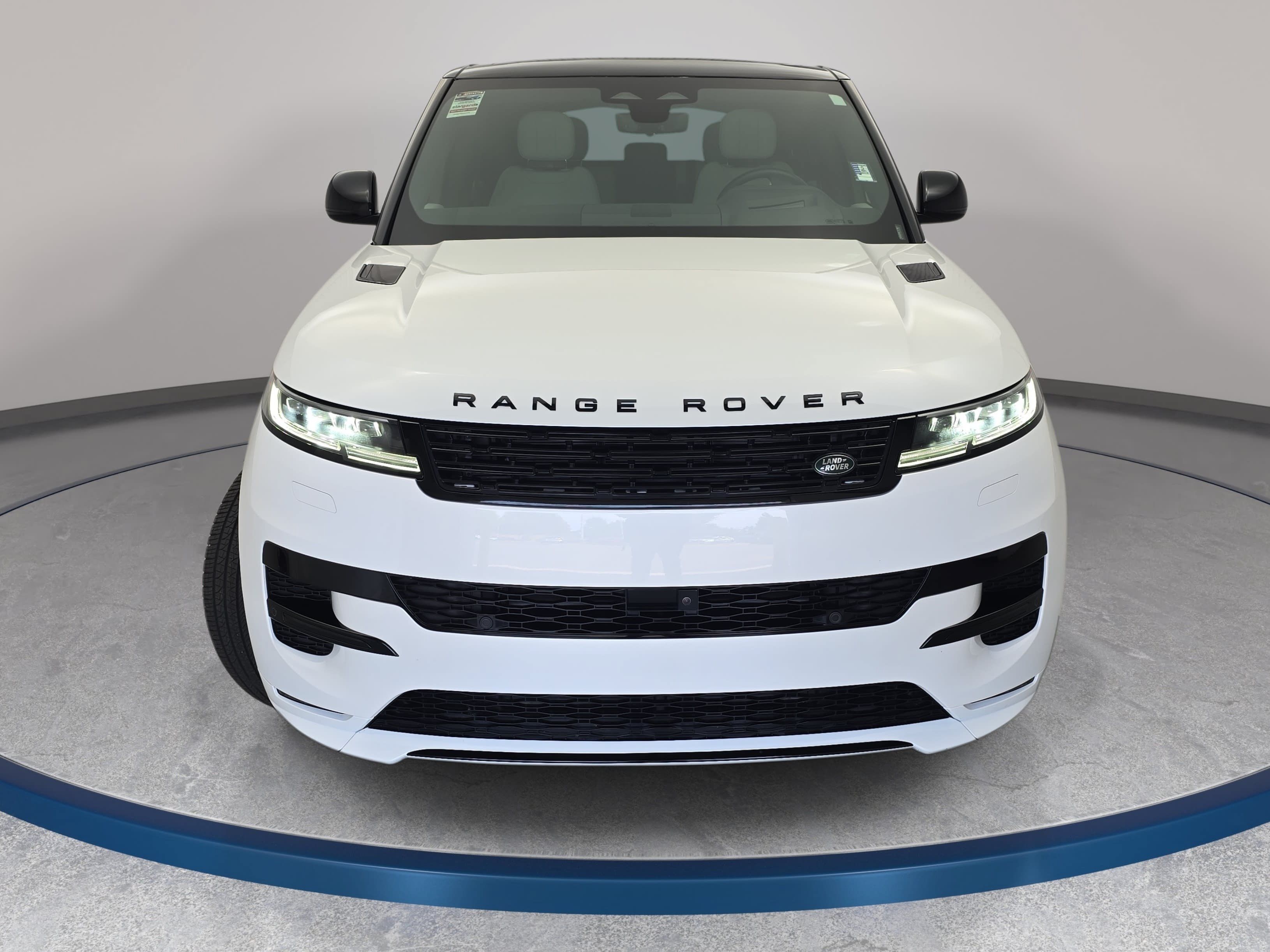 Certified 2024 Land Rover Range Rover Sport Dynamic SE AWD/4WD image 2