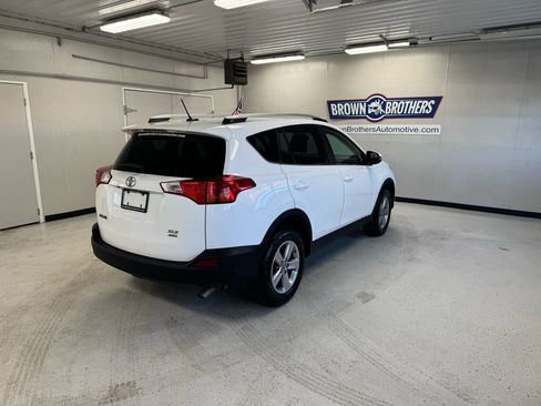 Used 2015 Toyota RAV4 XLE AWD/4WD image 8
